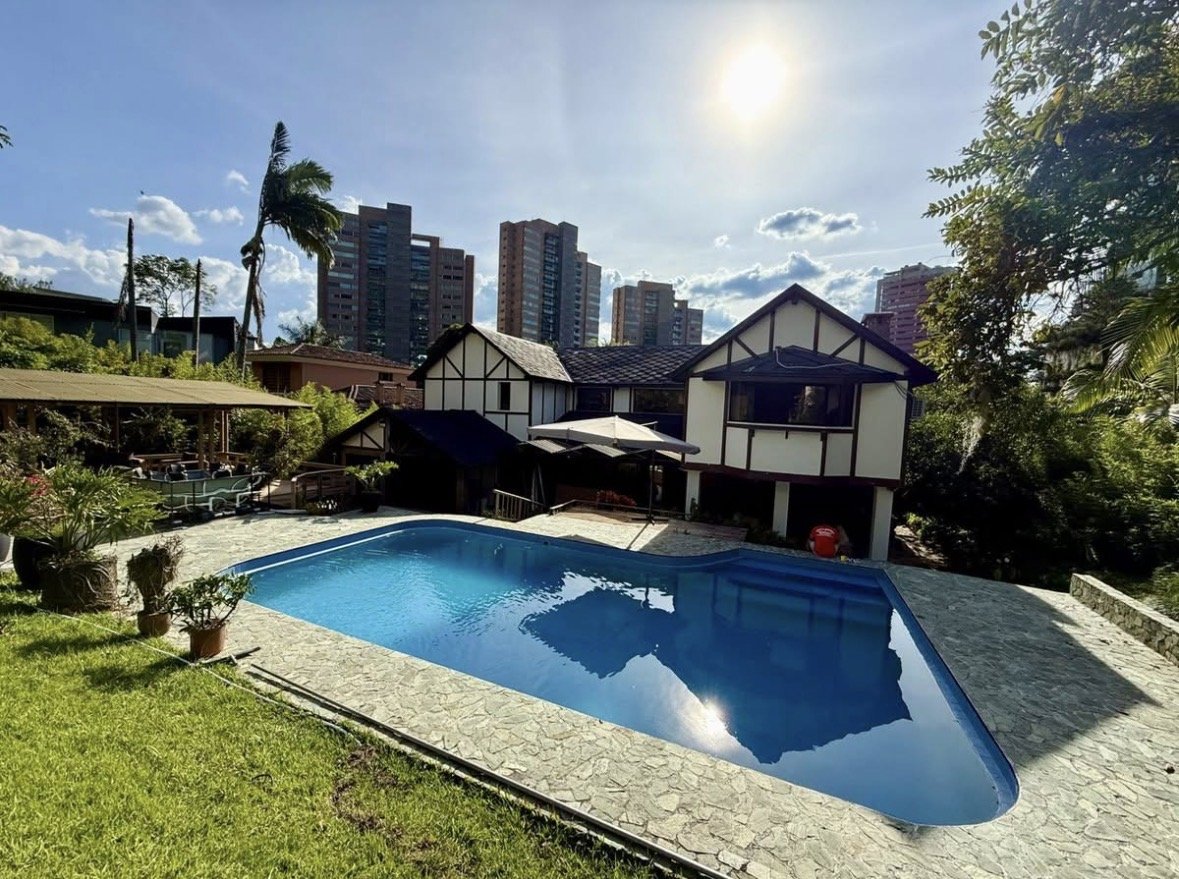 Exclusiva casa de lujo en Venta y Renta  - Image 3