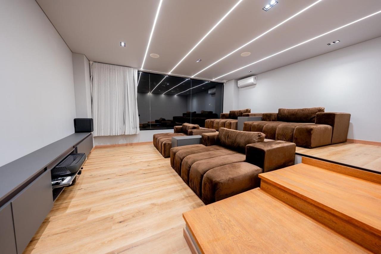 Exclusiva Mansión con Vista a todo medellin en Venta  - Image 11