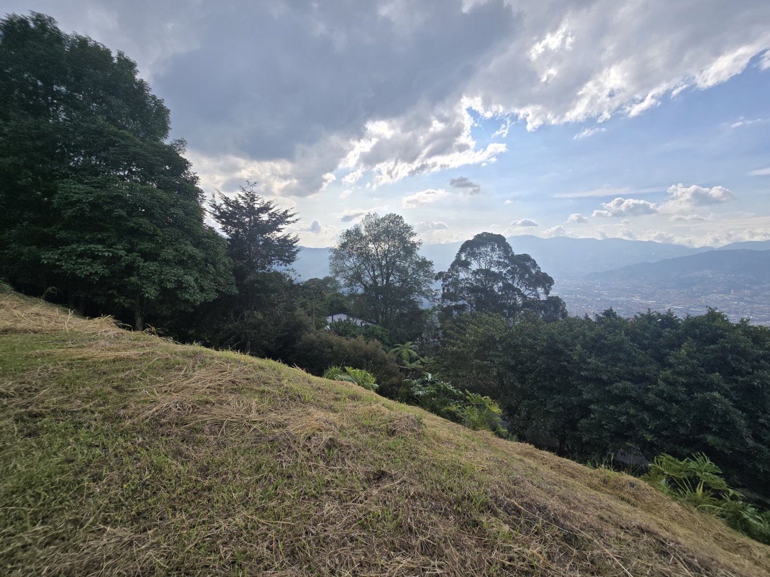Lote en Venta en el poblado con Vista panorámica  - Image 2