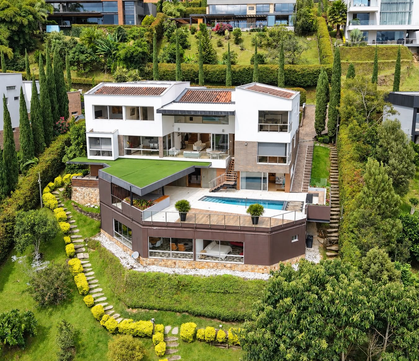 Exclusiva Casa Campestre en las palmas en renta y venta  — 2