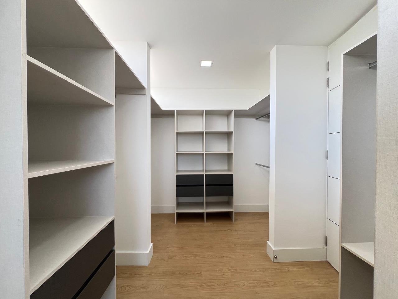 Gran casa Duplex disponible en Renta en Envigado . — 11