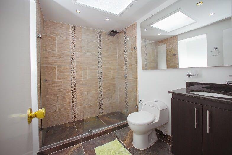 Luxury Villa for Short-Term Rental – California VIP - Image 10