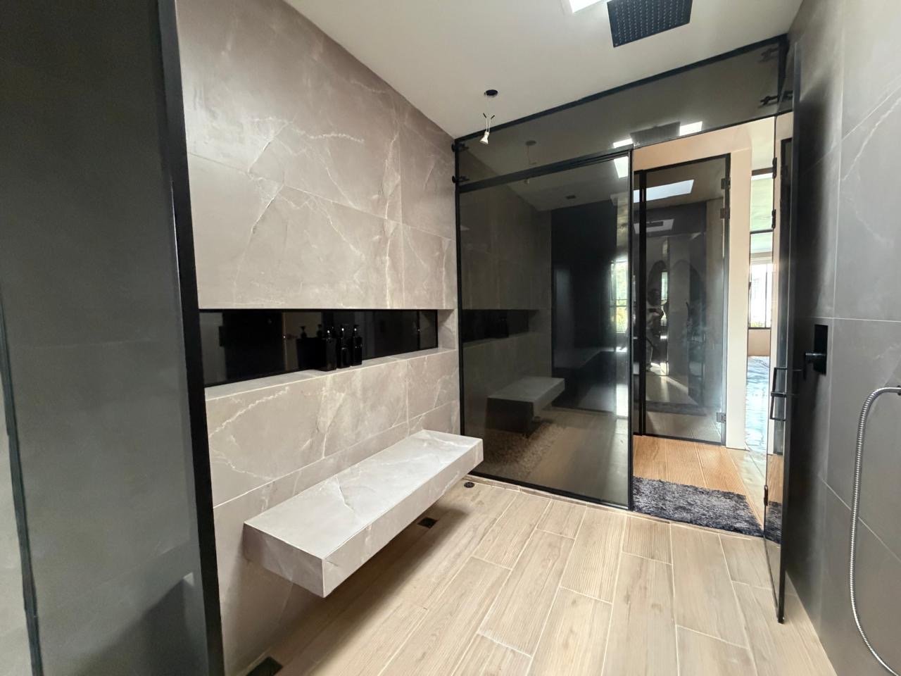 Exclusiva Casa Completamente amoblada  — 20