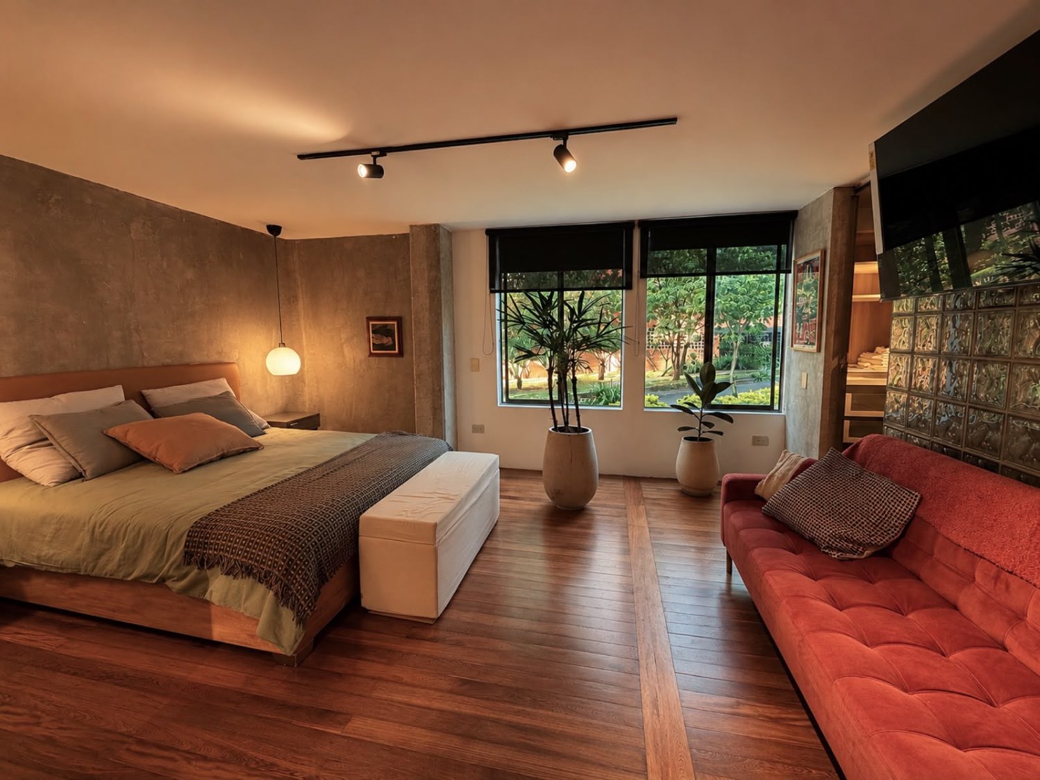 Luxury Apartment for Short-Term Rental – Caracolí 101, Provenza - 12
