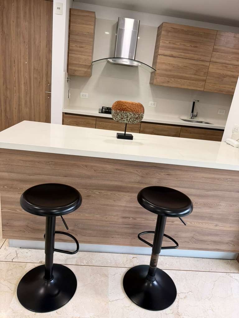 Exclusivo apartamento recién Reformado en Castropol  - Image 3