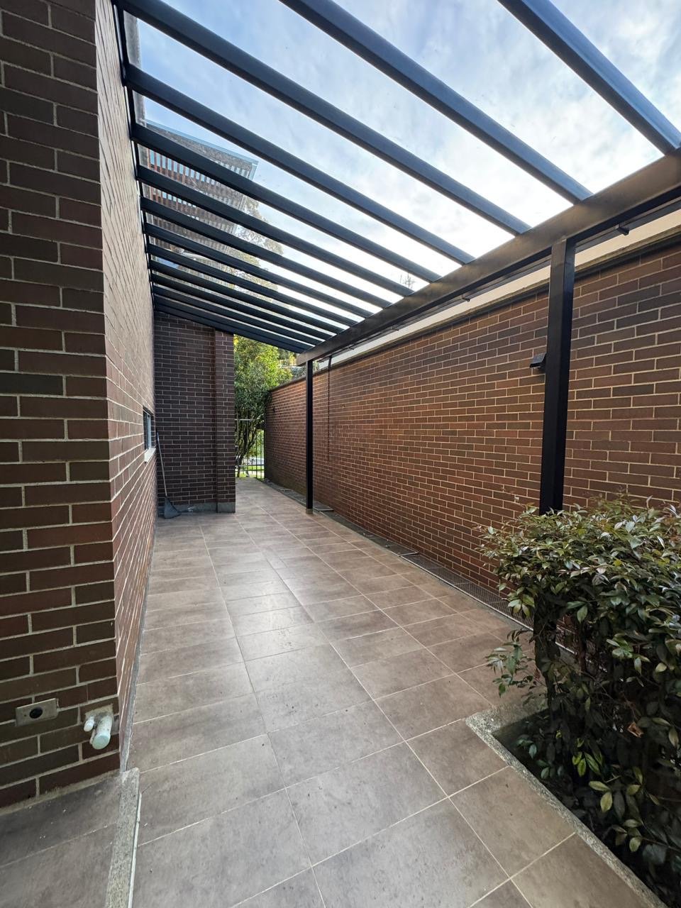 Se Renta casa en Envigado  - Image 3