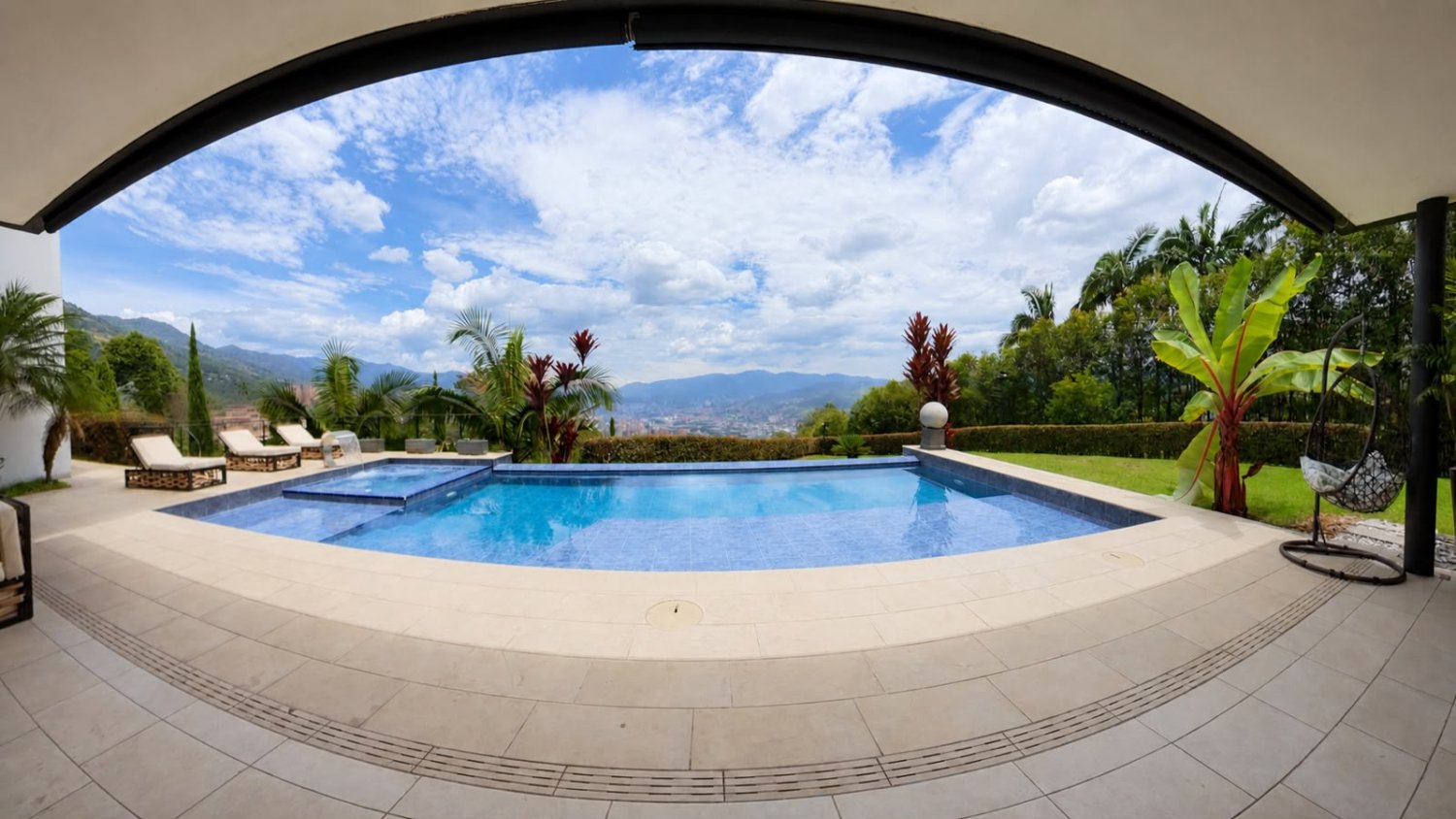 Luxury Villa for Rent – Las Palmas, Medellín - 8