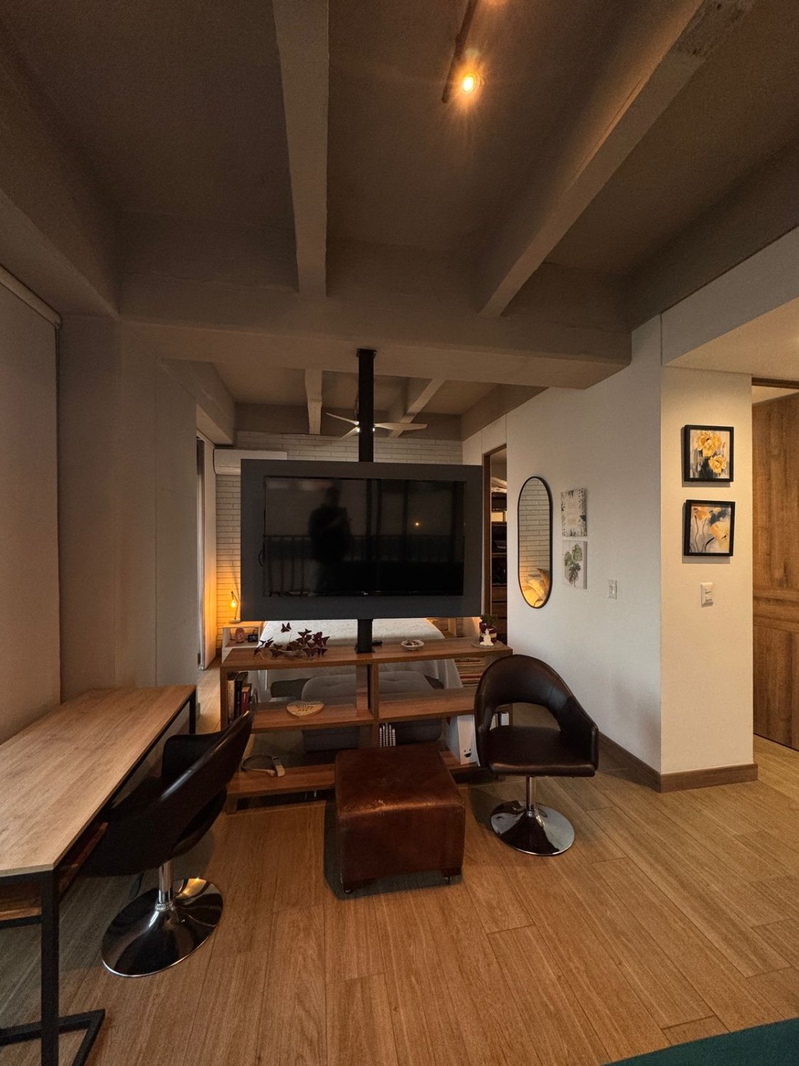 Aparta estudio Amoblado en Ciudad del Rio - Image 6