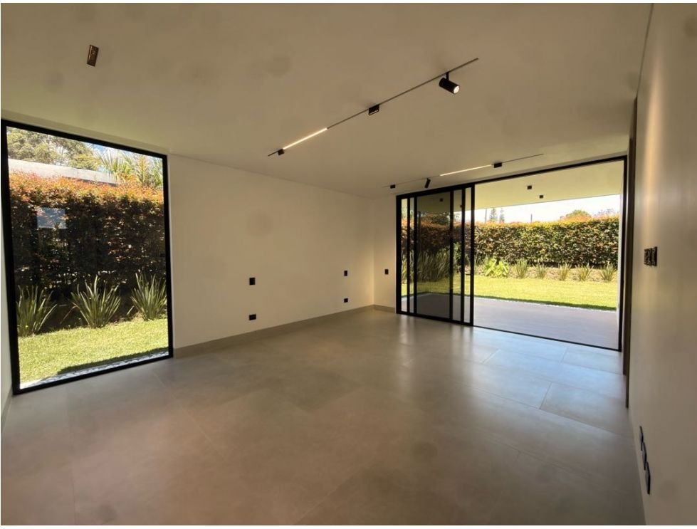 Exclusiva Casa en venta en el sector de Llano grande  — 11