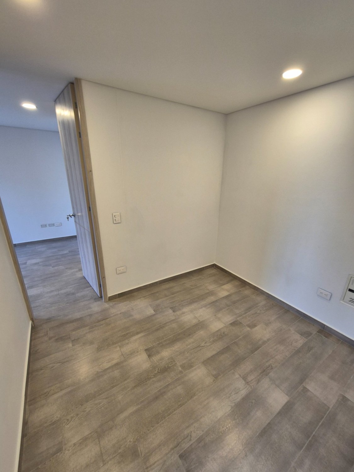 Apartamento moderno para estrenar en La Castellana - Norte de Barranquilla - Image 9