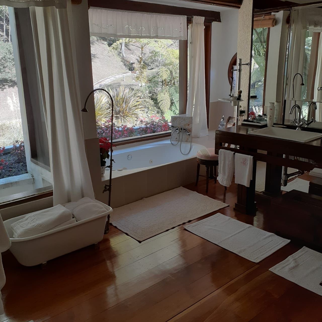Exclusiva Casa campestre en venta con Bosque privado  — 24