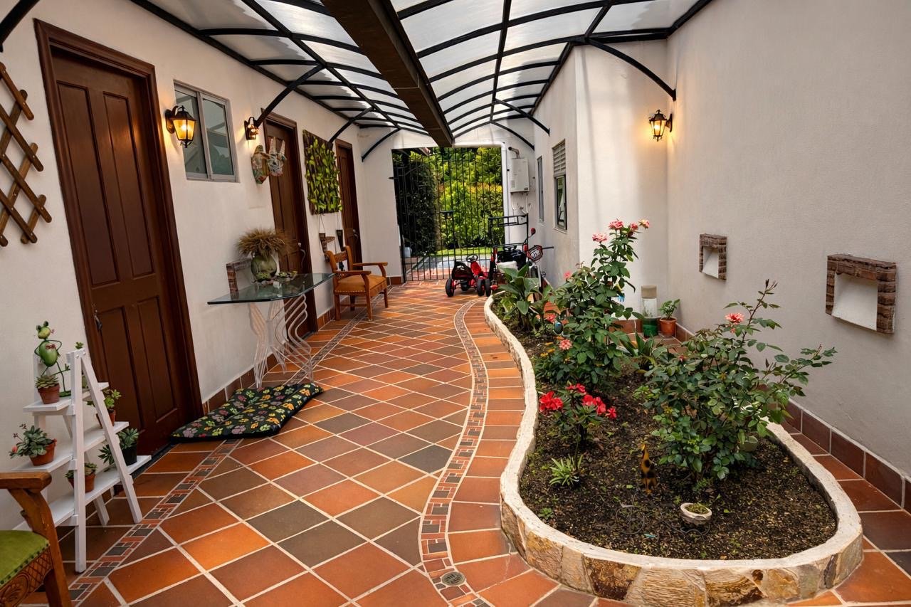 Gran Casa campestre en Renta y en venta en el Sector de Guarne  — 5