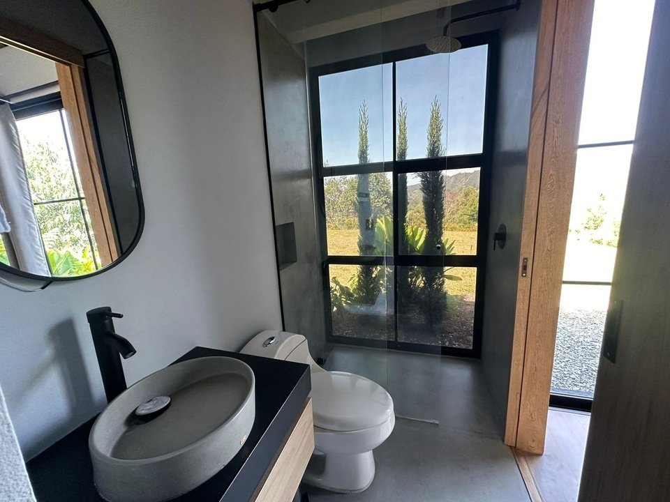 Hermosa casa recién construida Disponible en Venta en El retiro   — 11