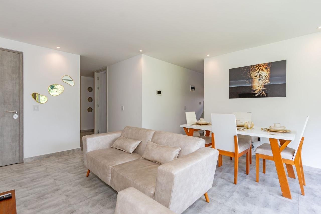 Apartamento Amoblado en Renta Moderno en Antillas, Envigado - Image 9