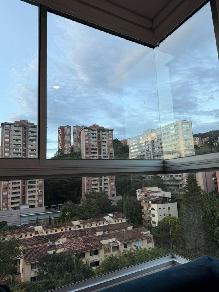 Exclusivo apartamento recién Reformado en Castropol  - Image 5