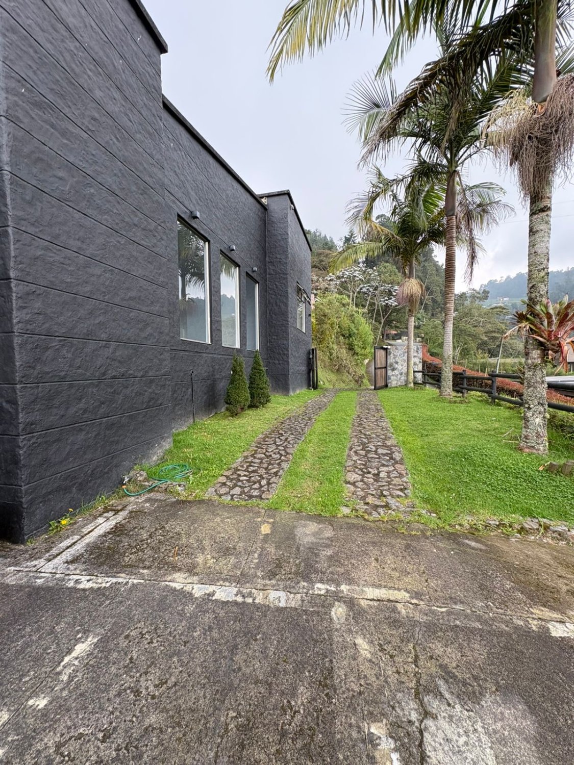 Exclusiva Casa en Renta y Venta en las palmas  - Image 13