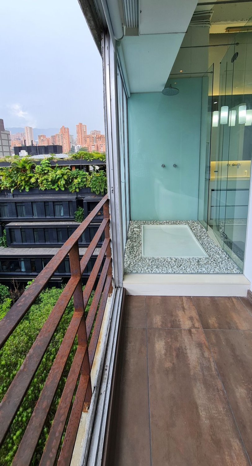 Exclusivo apartamento en Venta a minutos de Provenza  - Image 8