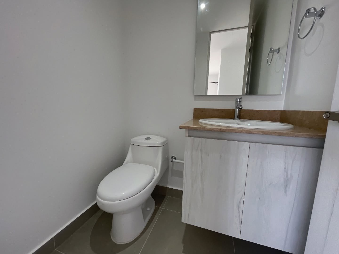 Hermoso apartamento en Villacampestre - Image 6