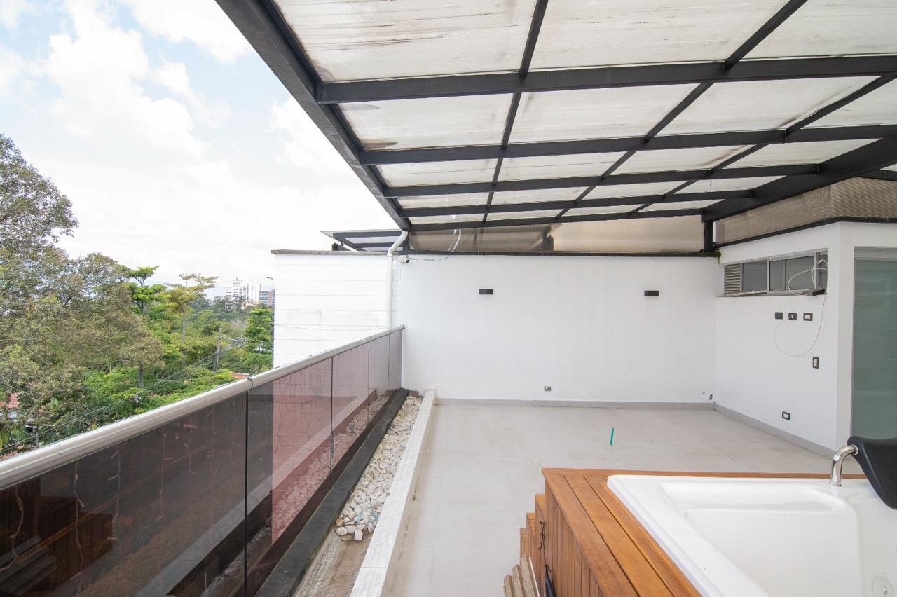 Se Renta casa en el sector de san lucas (Envigado)  - Image 19