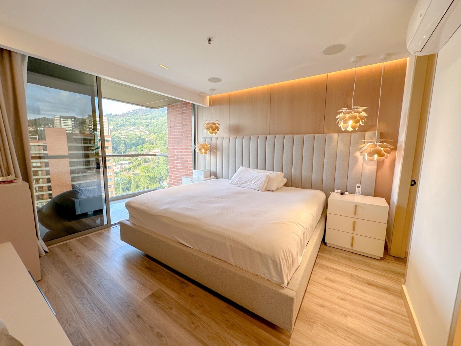 Exclusivo Apartmento deAlujo completamente Dorado en Renta  — 16