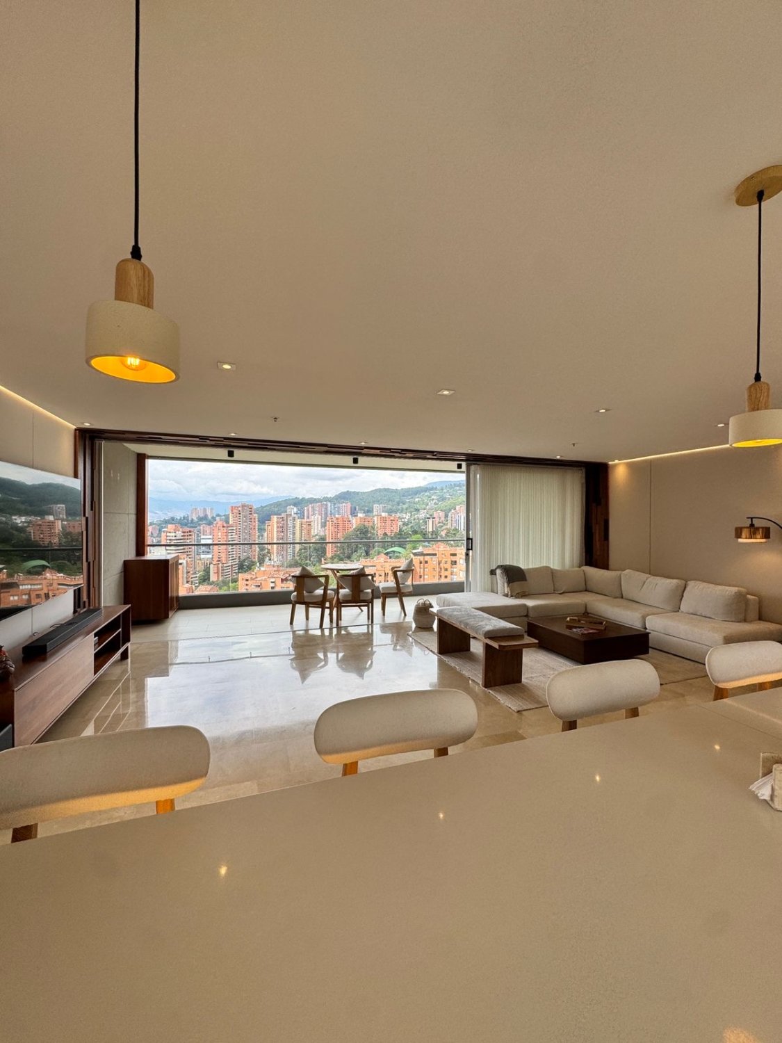 Se renta apartamento  amoblado cerca al Mall Amsterdam - Image 6