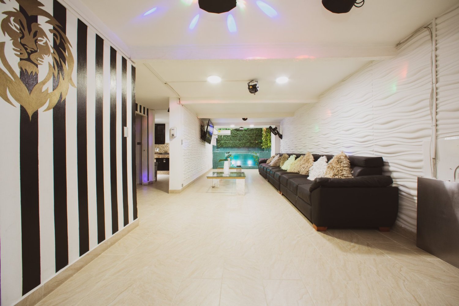 Luxury Villa for Short-Term Rental – Palatial VIP - 7