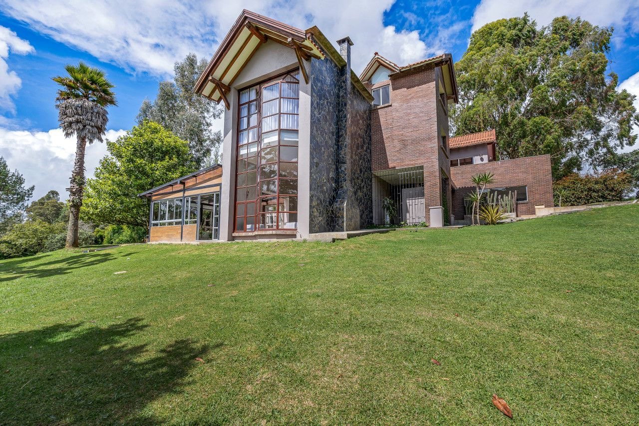 En renta. exclusiva casa con Lago privado  - Image 10