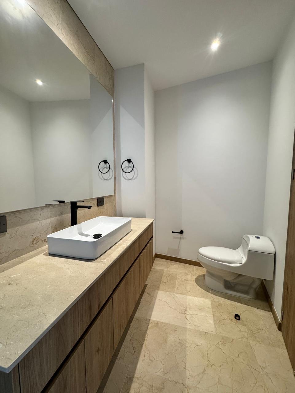 Se Renta exclusivo apartamento en Provenza Poblado  - Image 15