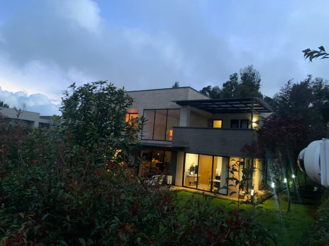 Casa Campestre Amoblada en Entorno Natural - Image 2