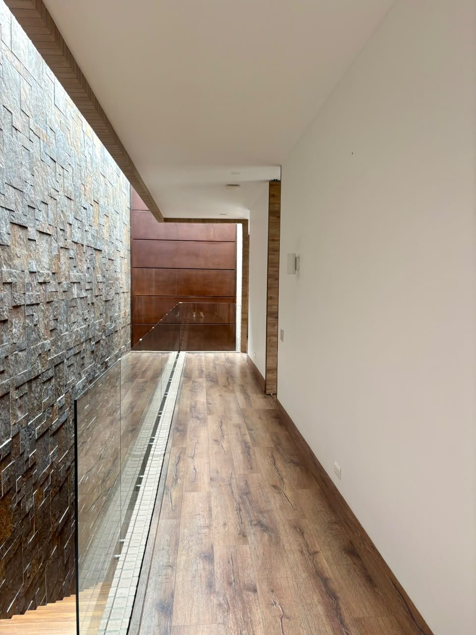 Exclusiva Casa en el alto de las palmas en Venta y renta  — 10