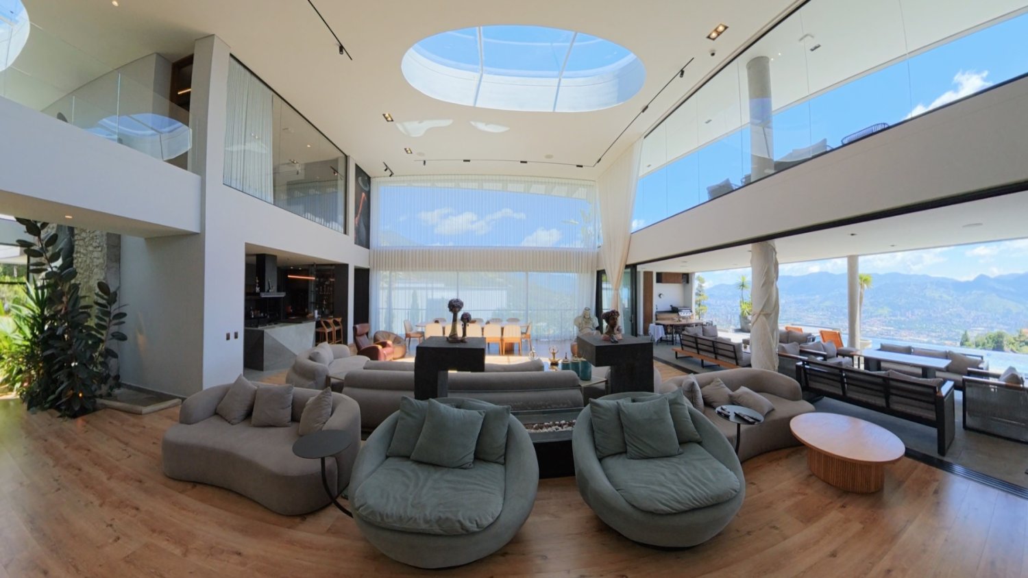 Luxury Mansion for Rent – Medellín