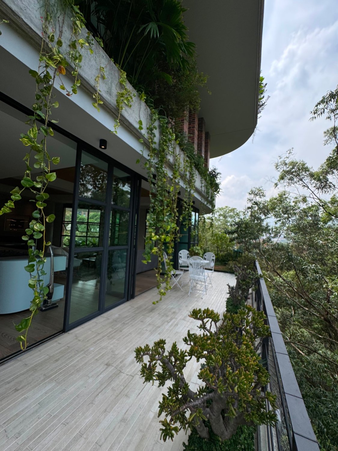 Exclusivo apartamento de lujo en Renta Amoblado (Nuevo) — 2