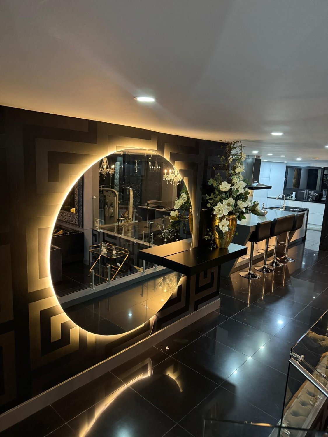 Se renta exclusiva casa en las palmas  - Image 20