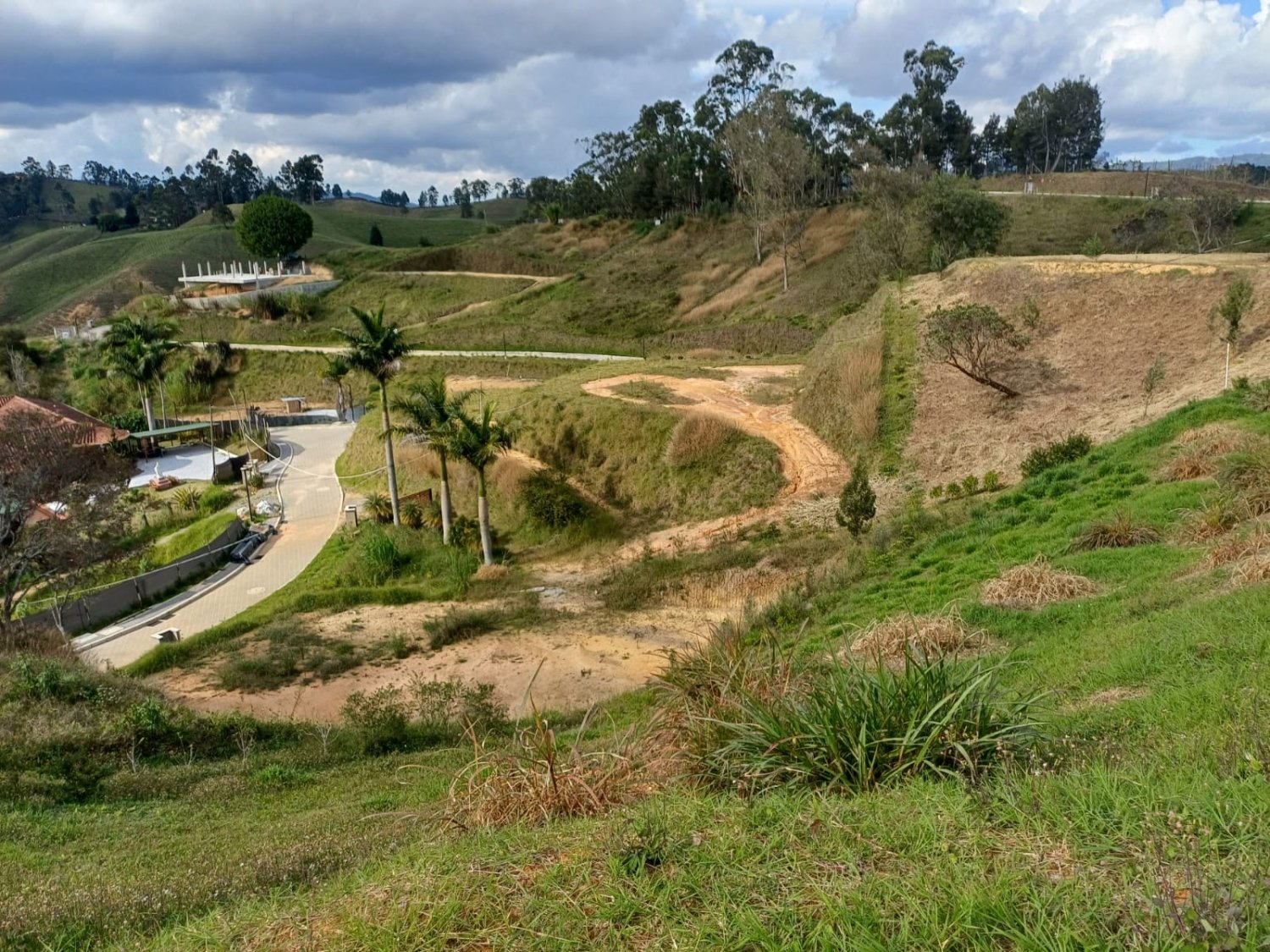 En venta amplio lote con increíbles vistas panorámicas   — 2
