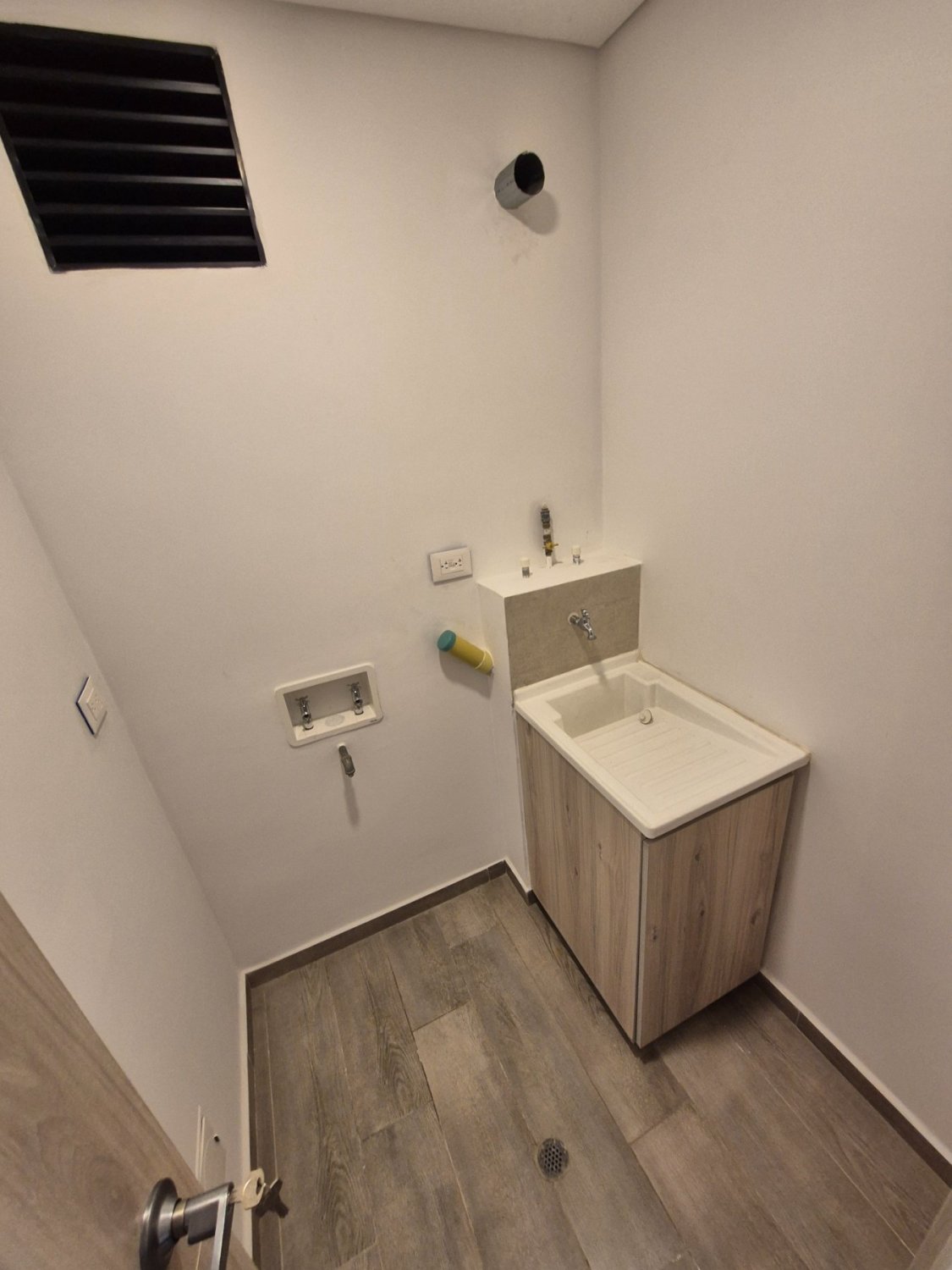 Apartamento moderno para estrenar en La Castellana - Norte de Barranquilla - Image 11