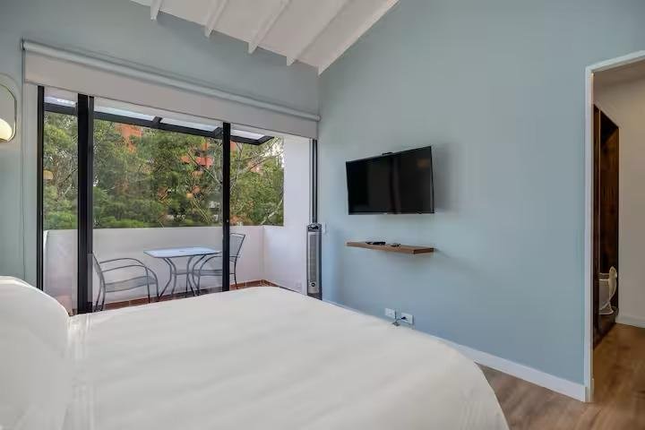 Luxury Apartment for Short-Term Rental – Caracolí 401, Provenza - 16