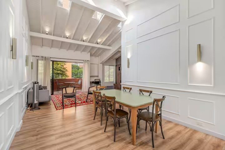 Luxury Apartment for Rent – Provenza