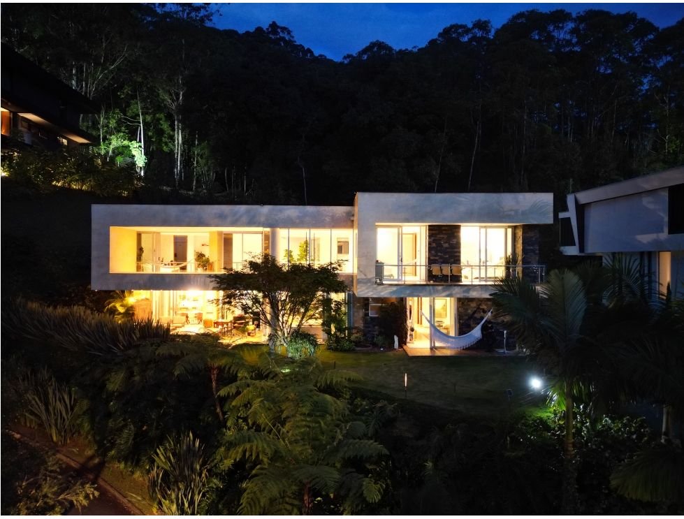 Exclusiva mansión en Renta  Venta en el poblado (Calera) - Image 17
