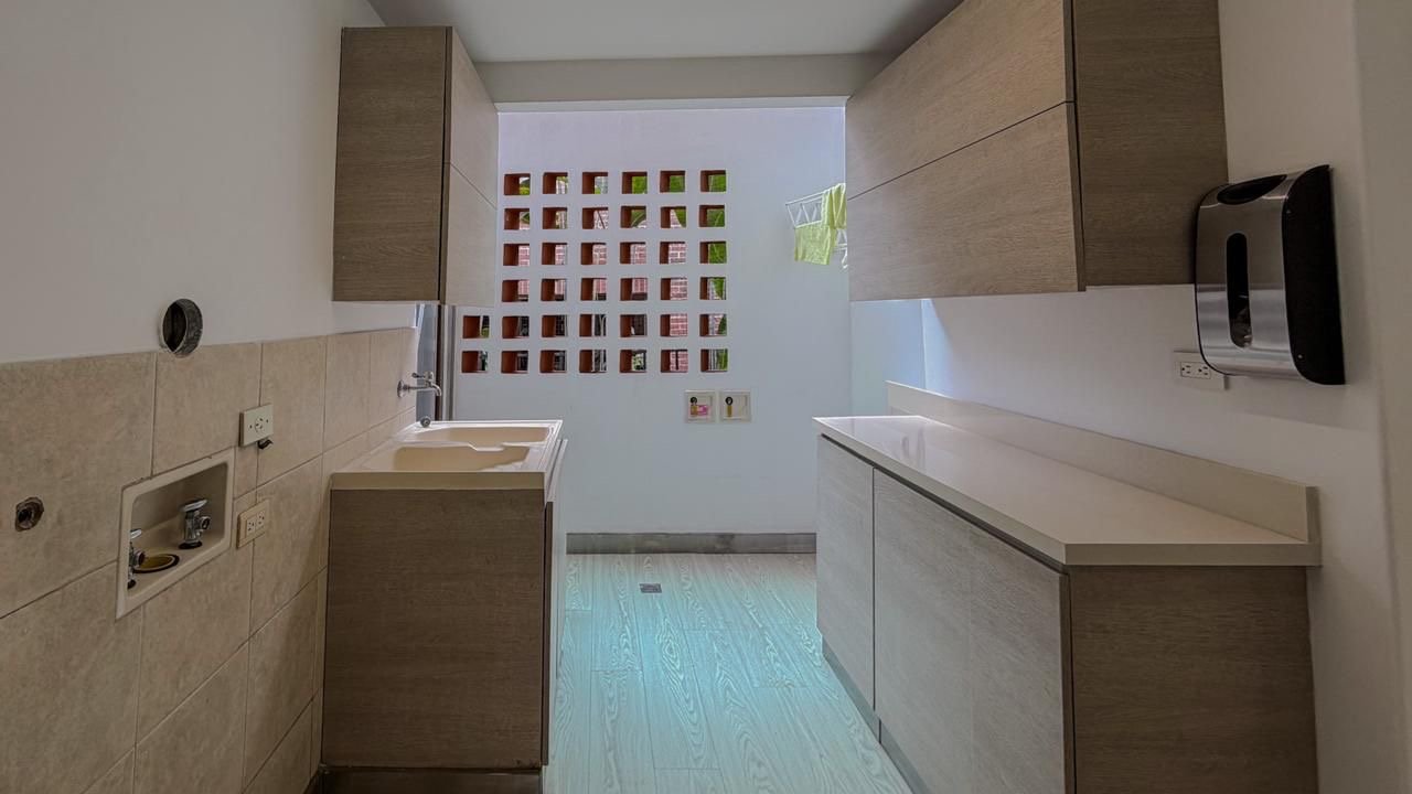 Exclusiva Casa en Renta tradicional en el poblado  - Image 25