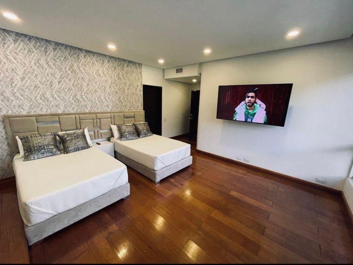 Luxury Penthouse for Short-Term Rental – Volcana 402 - 10