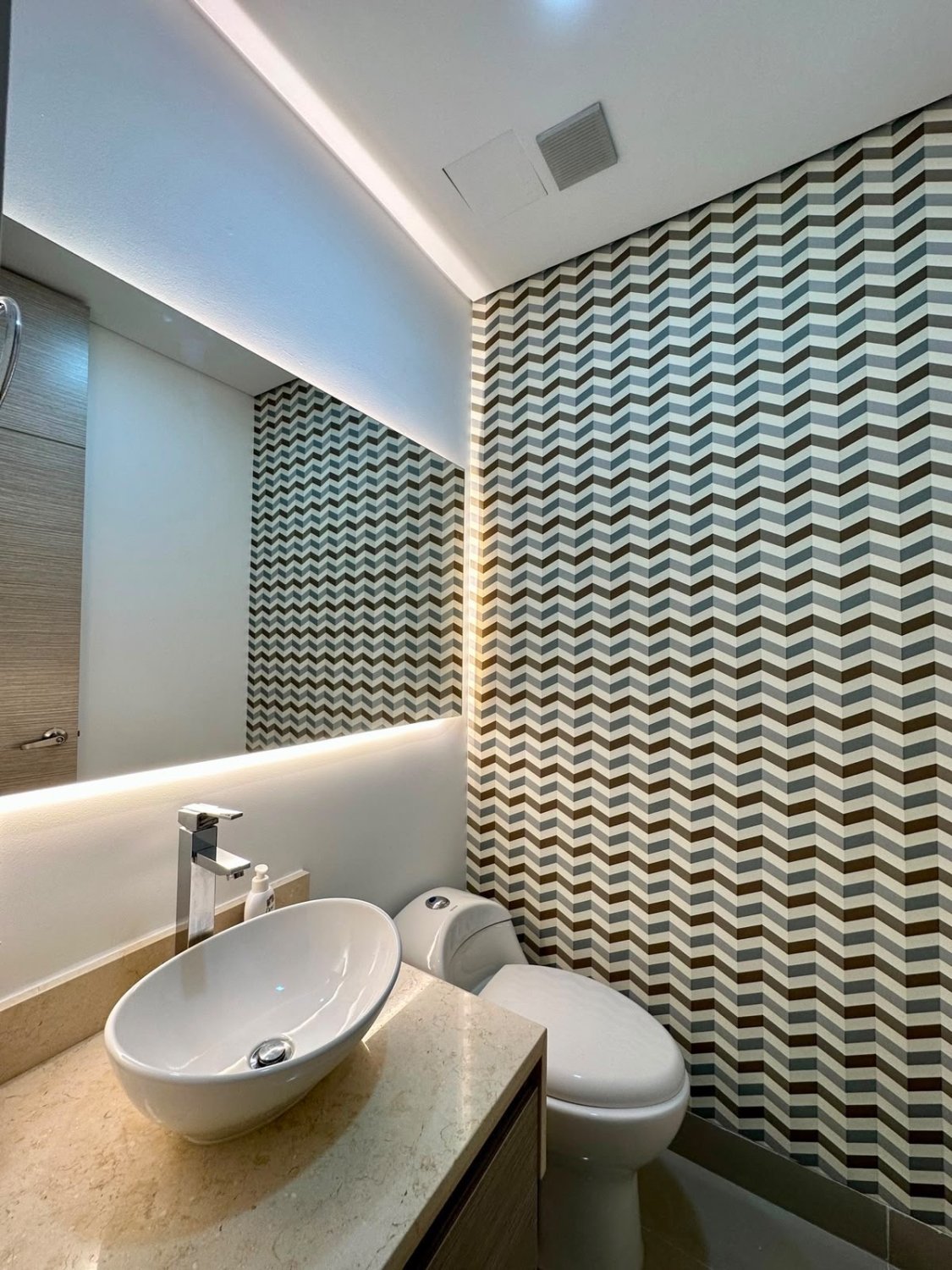 Apartamento en Renta completamente dotado en el sector del poblado  — 5