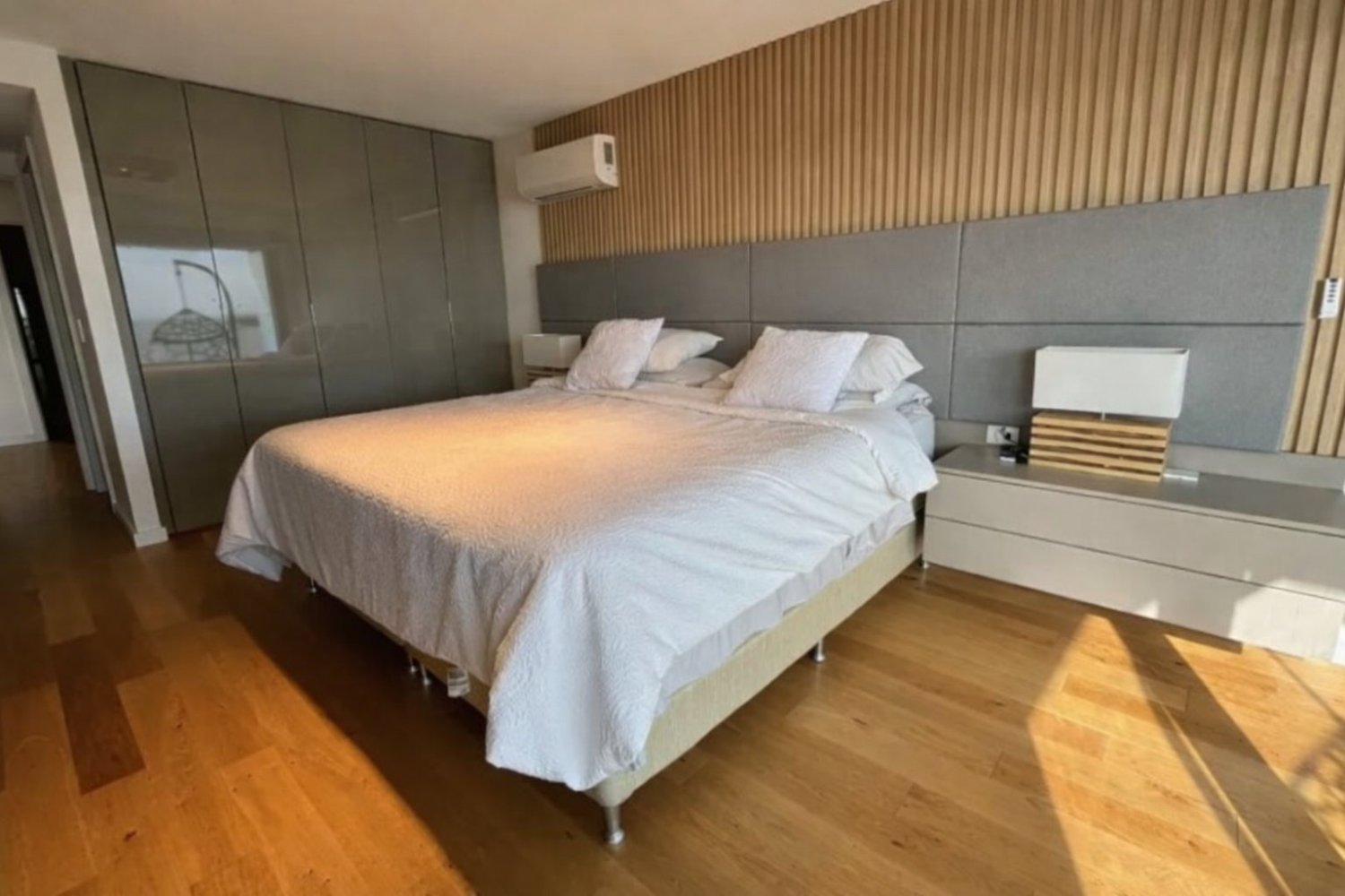 Exclusivo Apartamento Frente al Mar en Malvín - Image 11