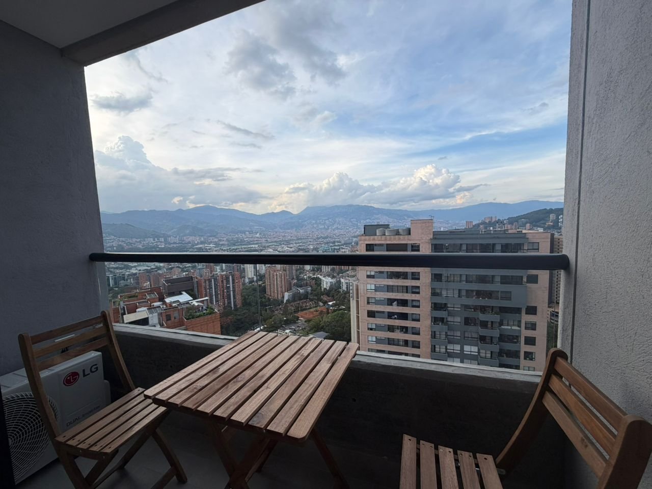 Furnished Apartment for Rent – El Poblado, El Tesoro