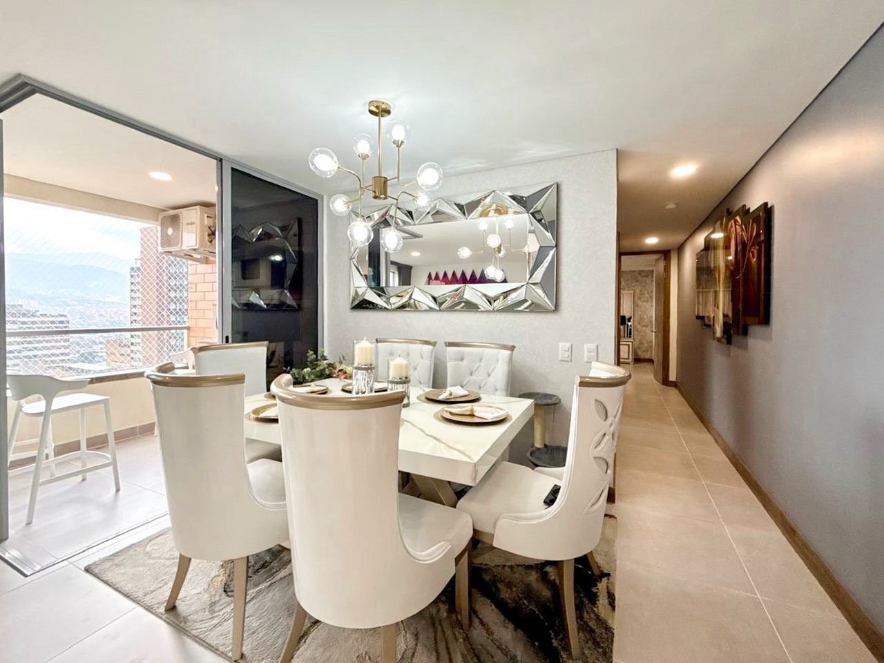 Venta De moderno apartamento en Ciudad Del Rio Medellin - Image 6