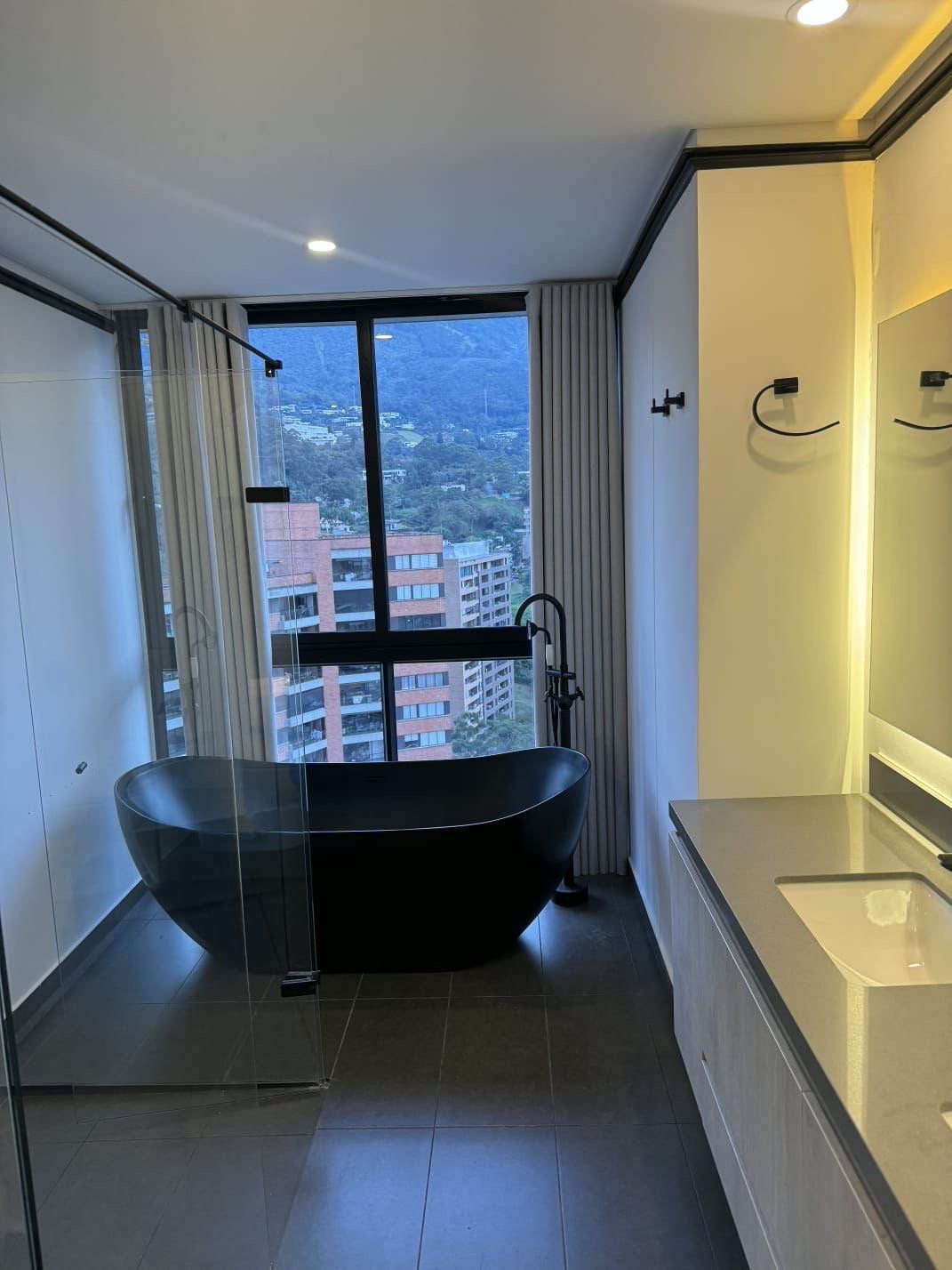 Exclusivo Penthouse en Renta amoblado  - Image 8