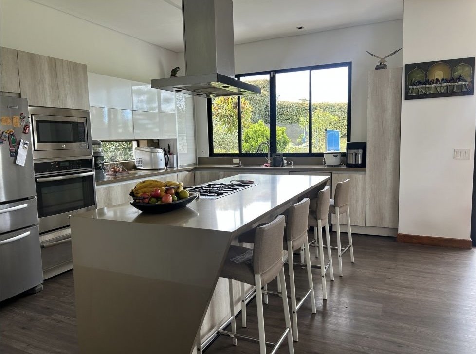 Gran Casa Campestre Disponible en Venta  — 4