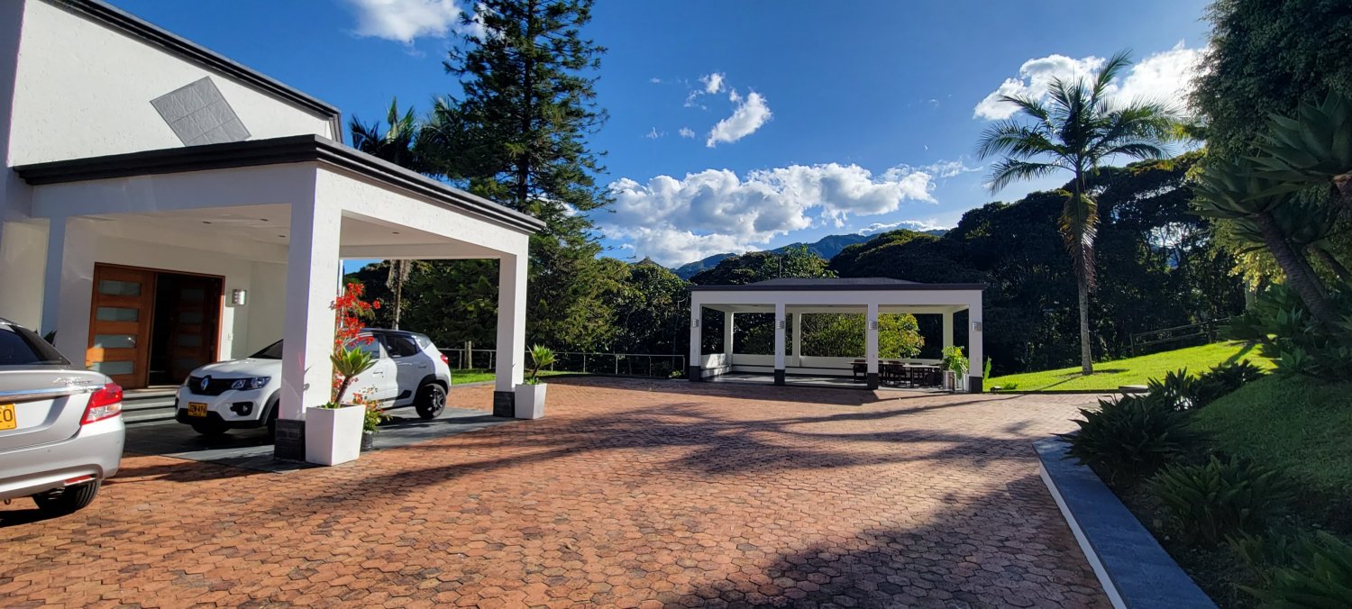 Casa Campestre Amoblada en el Corazón del Campo - Image 12