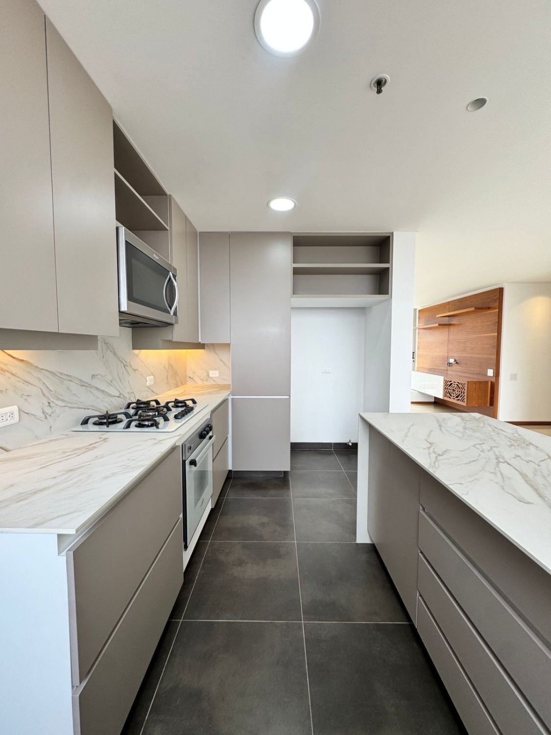 Se renta apartamento en Amsterdam poblado  - Image 3