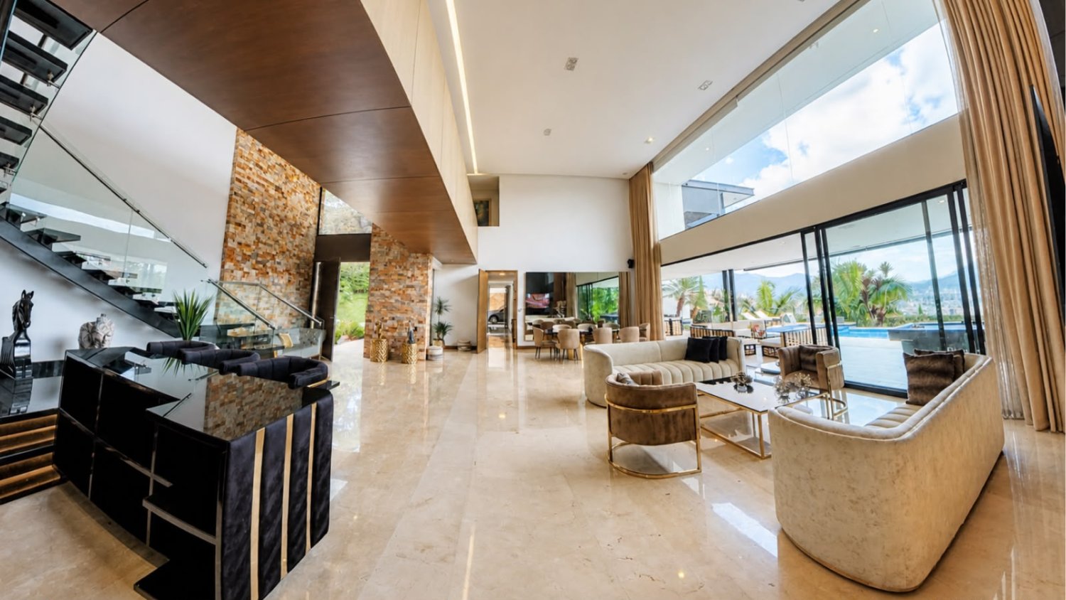 Luxury Villa for Rent – Las Palmas, Medellín - 14
