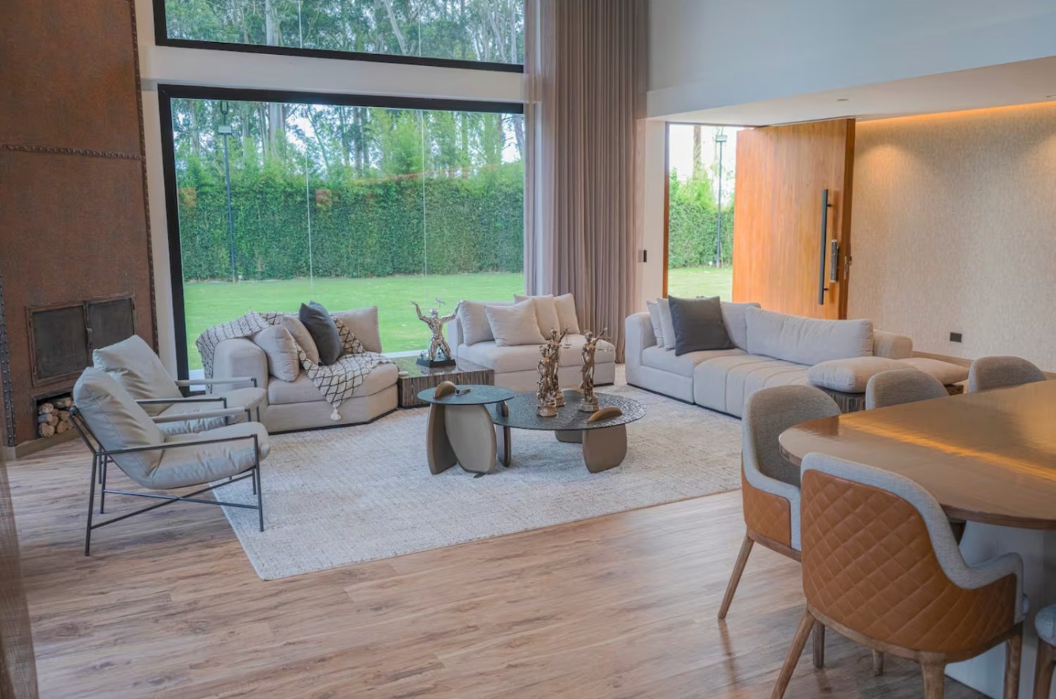 Exclusiva Casa de Lujo en Ubicación Privilegiada - Image 7